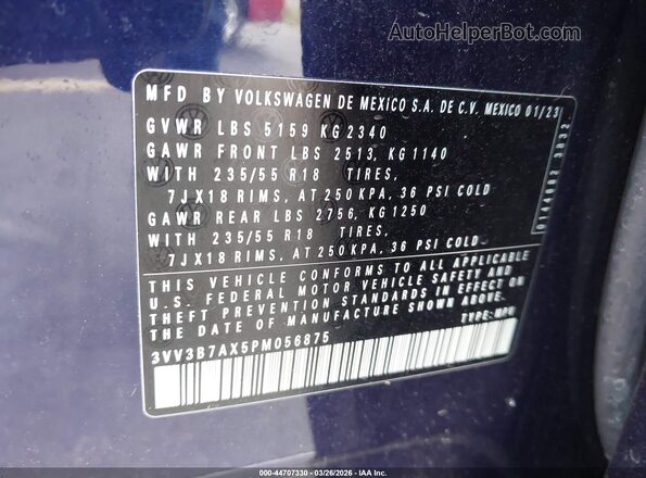 3VV3B7AX5PM056875 2023 VOLKSWAGEN TIGUAN Blue Engine compartment view