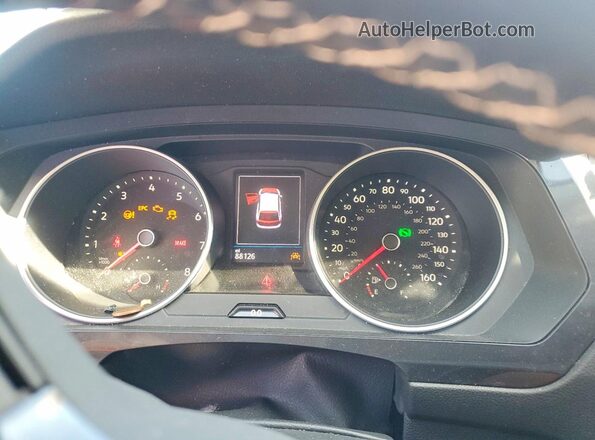 3VV3B7AX6MM080839 2021 VOLKSWAGEN TIGUAN Black Սարքավորումների վահանակի տեսք