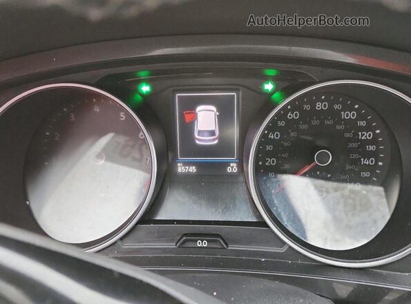 3VV3B7AX6MM091419 2021 VOLKSWAGEN TIGUAN Silver Instrument cluster view