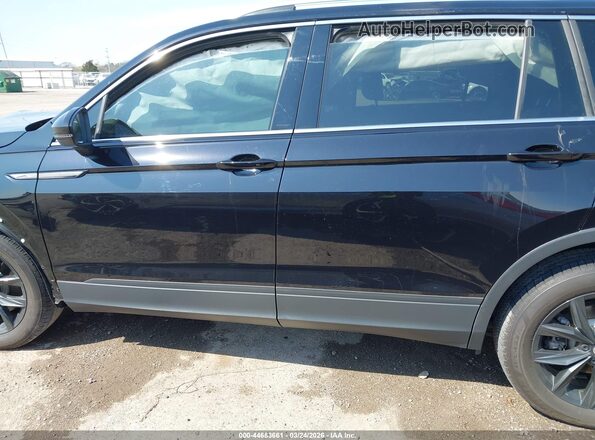 3VV3B7AX6RM185047 2024 VOLKSWAGEN TIGUAN Black 360 interior view