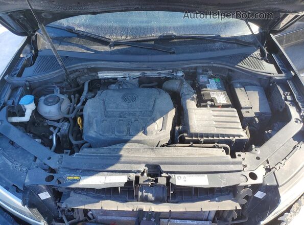 3VV4B7AX1JM067626 2018 VOLKSWAGEN TIGUAN Black Widok komory silnika