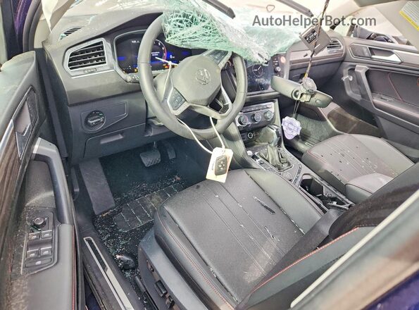 3VV5B7AX2RM209109 2024 VOLKSWAGEN TIGUAN Синий Вид панели приборов