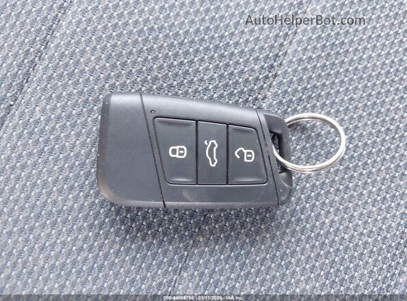 3VV5C7B25SM049667 2025 VOLKSWAGEN TAOS White Vista del salpicadero