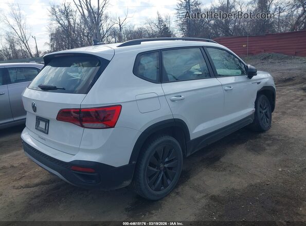 3VV5X7B21RM056159 2024 VOLKSWAGEN TAOS White 