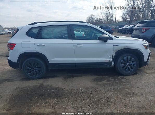 3VV5X7B21RM056159 2024 VOLKSWAGEN TAOS White 