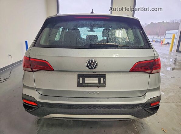 3VV5X7B22RM060625 2024 VOLKSWAGEN TAOS Silver 