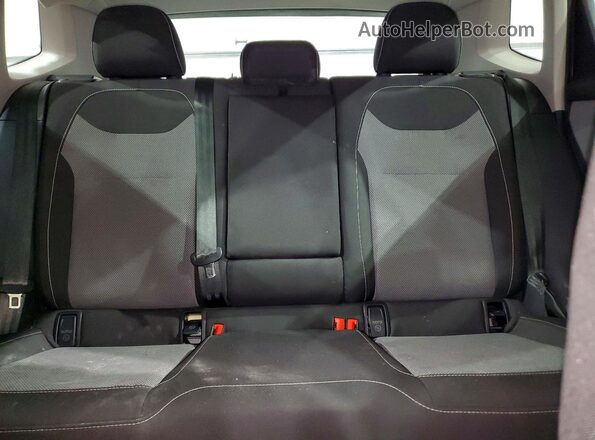 3VV5X7B23RM037080 2024 VOLKSWAGEN TAOS Gray Widok tylnych siedzeń