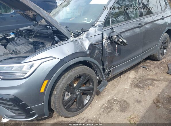 3VV8B7AX2PM070304 2023 VOLKSWAGEN TIGUAN Gray 