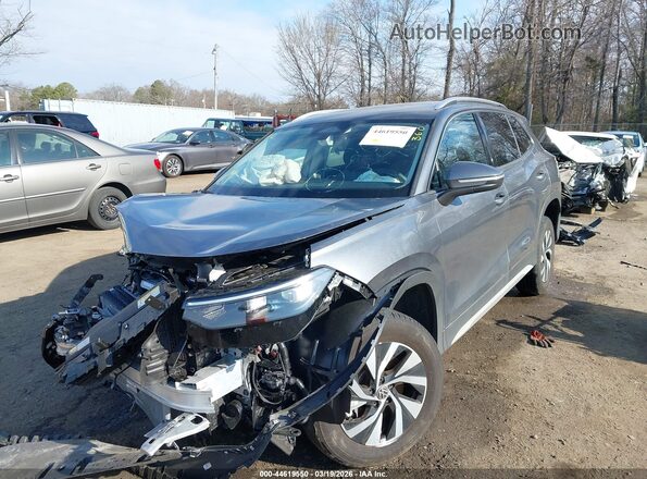 3VVBR7RM9SM033769 2025 VOLKSWAGEN TIGUAN Gray Przód lewy