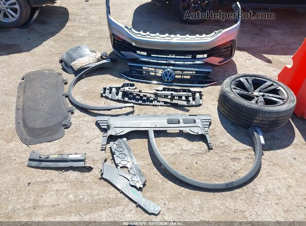 3VVCB7AX5PM028574 2023 VOLKSWAGEN TIGUAN Silver Սարքավորումների վահանակի տեսք