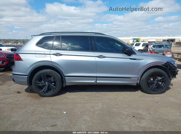 3VVCB7AX5PM028574 2023 VOLKSWAGEN TIGUAN Silver Սալոնի 360 աստիճան տեսք
