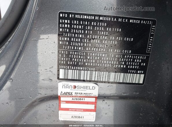 3VVCB7AX9NM097698 2022 VOLKSWAGEN TIGUAN Gray Вид підкапотного простору