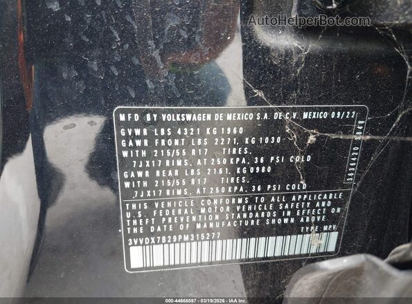 3VVDX7B29PM315277 2023 VOLKSWAGEN TAOS Black ძრავის განყოფილების ხედი
