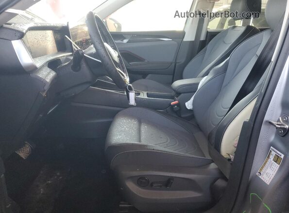 3VVER7RM3TM010079 2026 VOLKSWAGEN TIGUAN Silver 