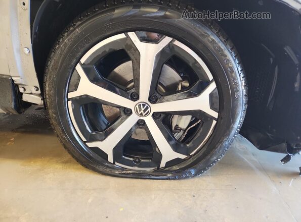 3VVER7RM6TM016281 2026 VOLKSWAGEN TIGUAN Серебряный 
