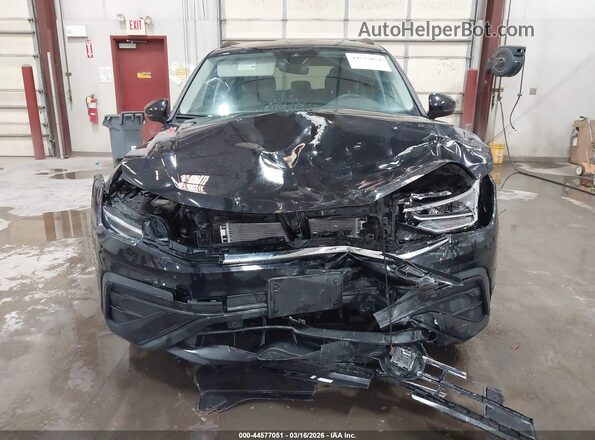 3VVFB7AX0RM178950 2024 VOLKSWAGEN TIGUAN Black Rear interior view