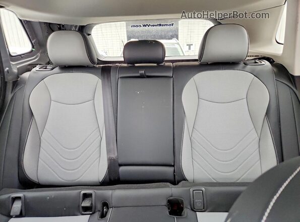 3VVFR7RM3SM044686 2025 VOLKSWAGEN TIGUAN Silver Հետևի նստատեղերի տեսք