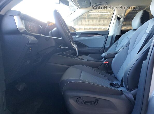 3VVFR7RM4TM062003 2026 VOLKSWAGEN TIGUAN Silver 