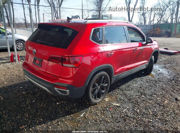 3VVLX7B23NM042572 2022 VOLKSWAGEN TAOS Red უკანა მარჯვენა