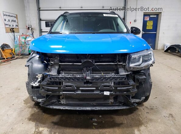 3VVLX7B29RM084072 2024 VOLKSWAGEN TAOS Blue Widok z przodu
