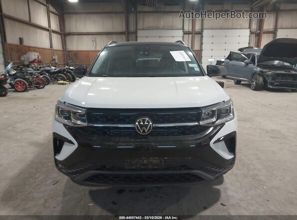 3VVLX7B29RM128314 2024 VOLKSWAGEN TAOS White Instrument cluster view