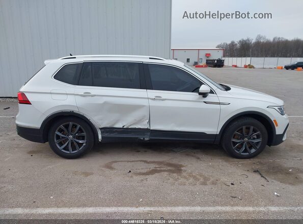 3VVMB7AX2PM068258 2023 VOLKSWAGEN TIGUAN White Вид задньої частини салону