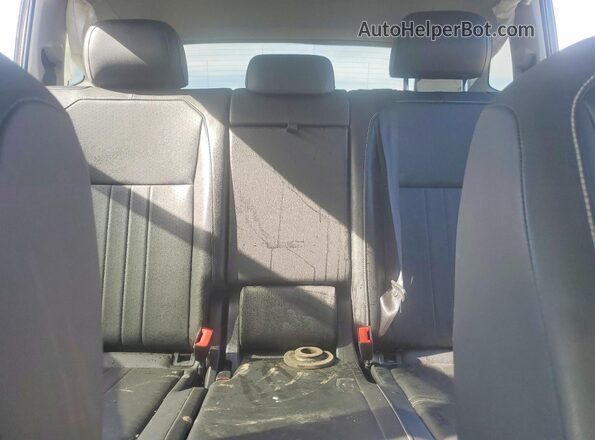 3VVNB7AX1PM035997 2023 VOLKSWAGEN TIGUAN Серый Вид задних сидений