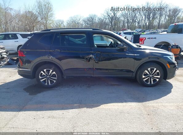 3VVRB7AX5RM198947 2024 VOLKSWAGEN TIGUAN Black Rear interior view
