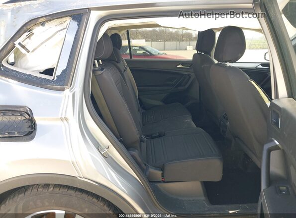 3VVRB7AX7RM048208 2024 VOLKSWAGEN TIGUAN Silver VIN კოდის სტიკერის ხედი