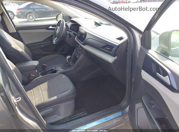 3VVRX7B20NM007756 2022 VOLKSWAGEN TAOS Gray Widok wnętrza z przodu