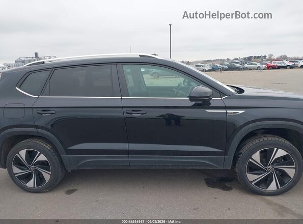 3VVUX7B20RM102821 2024 VOLKSWAGEN TAOS Black Widok wnętrza 360 stopni