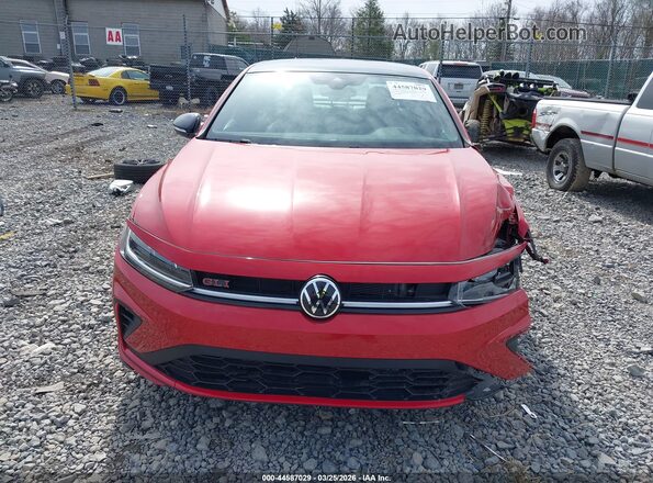 3VW1T7BU7SM085663 2025 VOLKSWAGEN JETTA Red Vista interior trasera