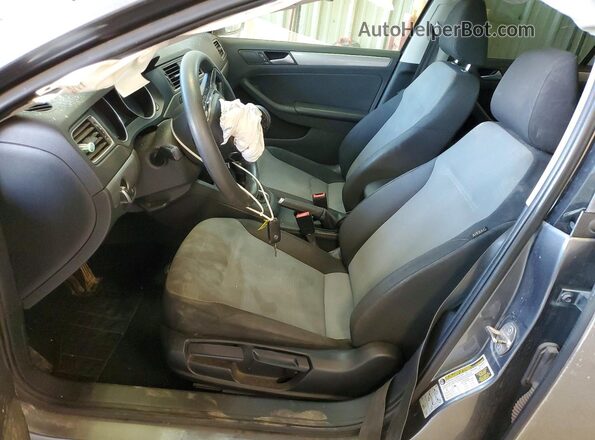 3VW2B7AJ3JM223955 2018 VOLKSWAGEN JETTA Gray Vista interior delantera