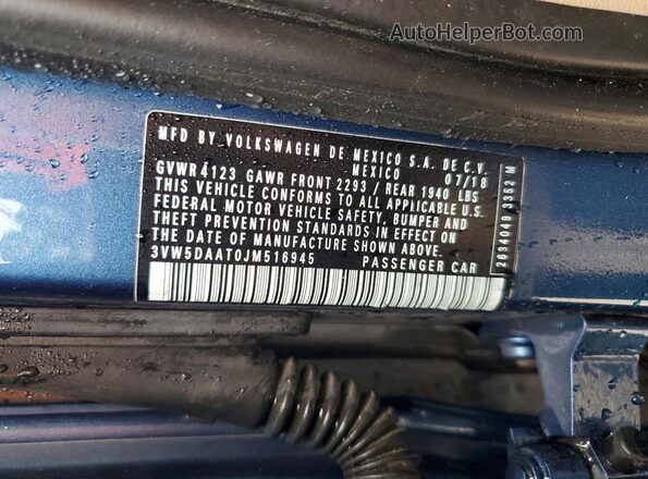 3VW5DAAT0JM516945 2018 VOLKSWAGEN BEETLE Blue Вид підкапотного простору