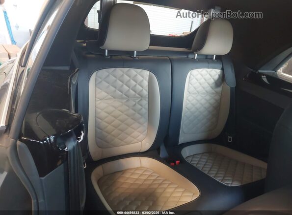 3VW5DAAT0KM500049 2019 VOLKSWAGEN BEETLE Gray 