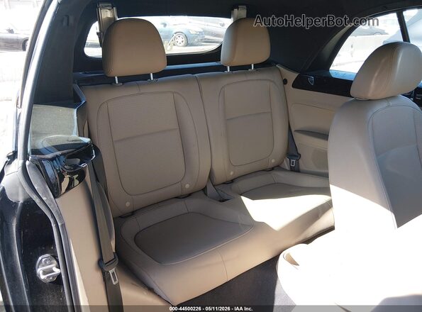 3VW5DAAT3KM507674 2019 VOLKSWAGEN BEETLE Black 