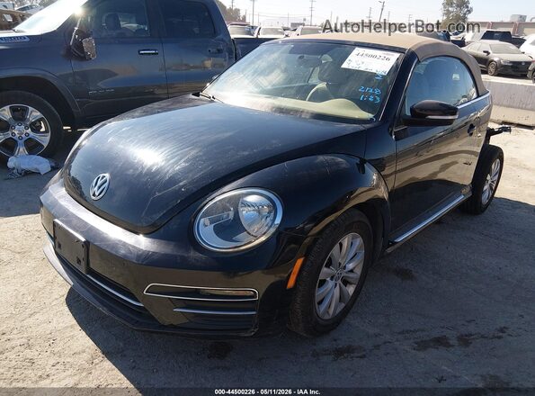 3VW5DAAT3KM507674 2019 VOLKSWAGEN BEETLE Black 