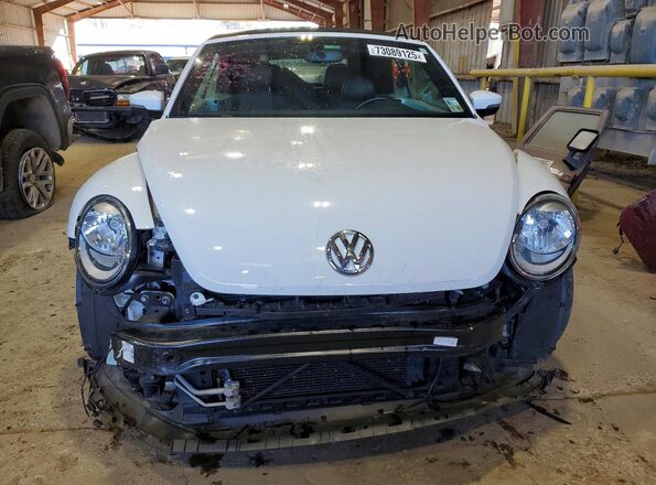 3VW5DAAT8JM512562 2018 VOLKSWAGEN BEETLE White Front view