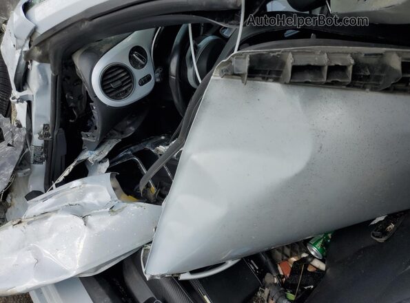 3VW5DAAT9KM503693 2019 VOLKSWAGEN BEETLE Gray 