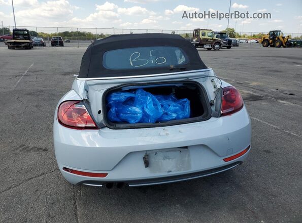 3VW5DAAT9KM503693 2019 VOLKSWAGEN BEETLE Gray 