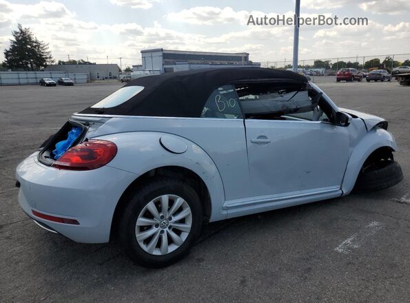 3VW5DAAT9KM503693 2019 VOLKSWAGEN BEETLE Gray 