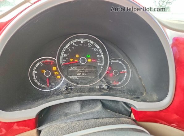 3VW5DAATXJM501823 2018 VOLKSWAGEN BEETLE Красный 