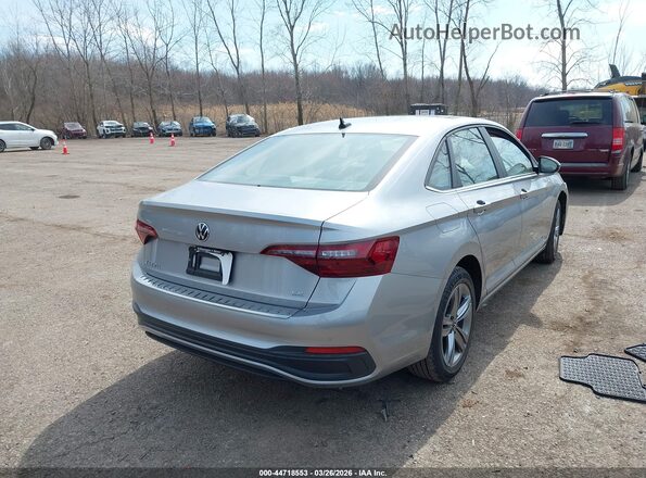 3VW7M7BU2PM018368 2023 VOLKSWAGEN JETTA Silver 