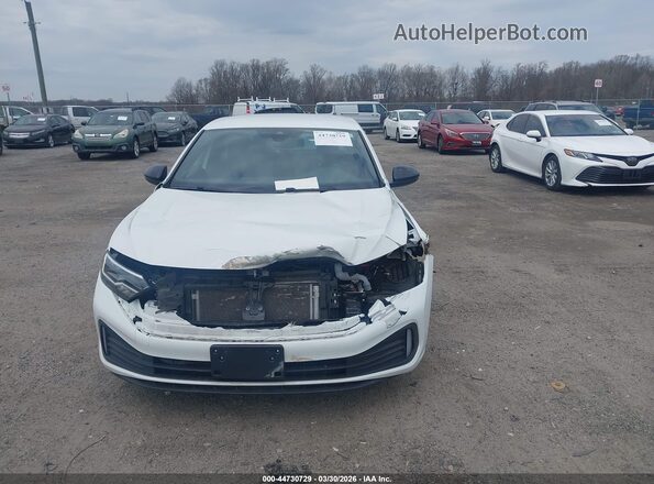 3VWBM7BU4RM038313 2024 VOLKSWAGEN JETTA White ხელსაწყოთა პანელის ხედი