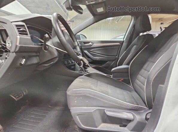 3VWBM7BU5RM032522 2024 VOLKSWAGEN JETTA White წინა სალონის ხედი