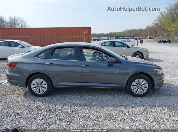 3VWC57BU0KM048473 2019 VOLKSWAGEN JETTA Серый 