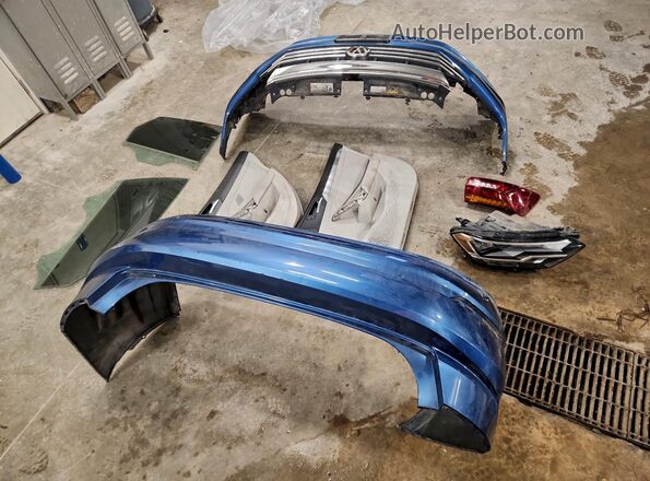 3VWC57BU2KM204786 2019 VOLKSWAGEN JETTA Синий 
