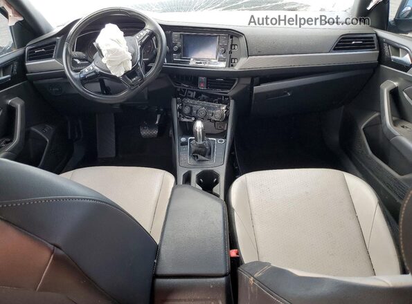 3VWC57BU2KM237190 2019 VOLKSWAGEN JETTA Gray 