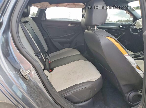 3VWC57BU2KM237190 2019 VOLKSWAGEN JETTA Gray 