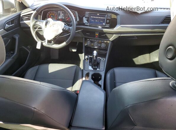 3VWC57BU4MM047362 2021 VOLKSWAGEN JETTA Silver Առջևի վահանակի տեսք